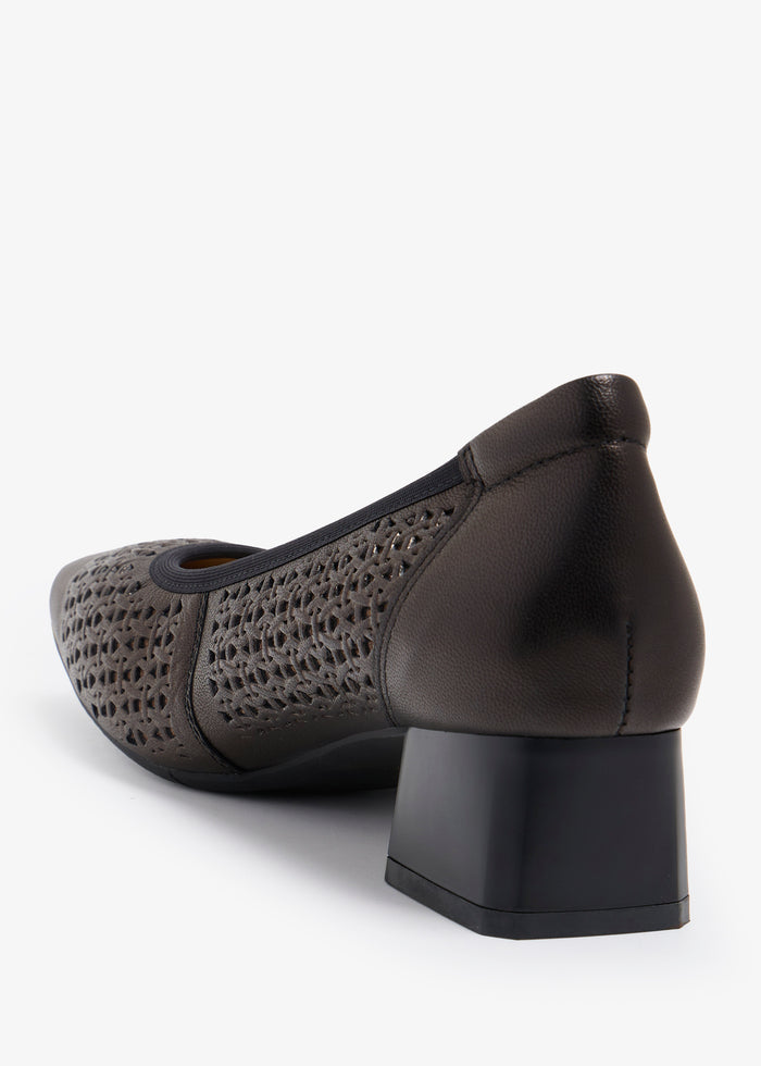 Calista-Re - Mary Jane Pumps
