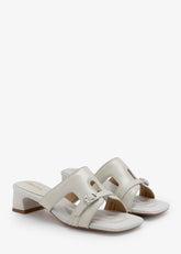 Nayara - Mules