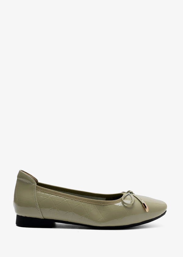 Junia-Green