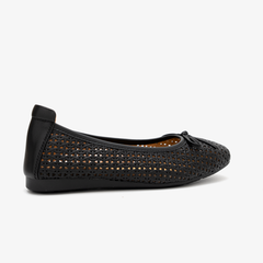 Shilpa-Black