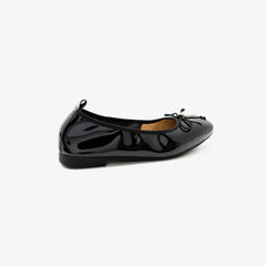 Amara- Black