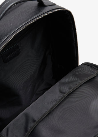 أدريان بلاك