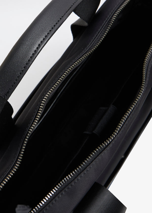 Ozel-L-Re - Briefcase