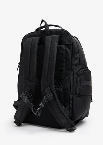 أدريان بلاك