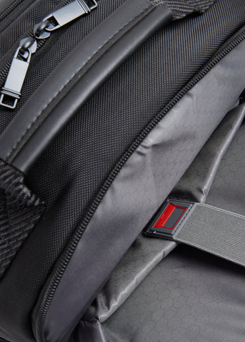 أدريان بلاك