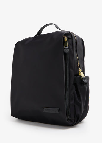 أدريان بلاك