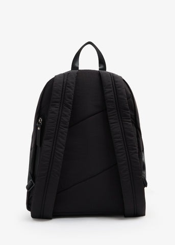 أدريان بلاك