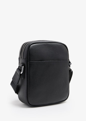 أدريان بلاك