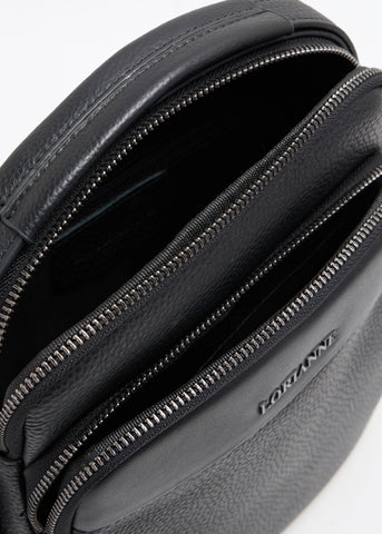 أدريان بلاك