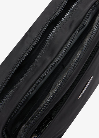 أدريان بلاك