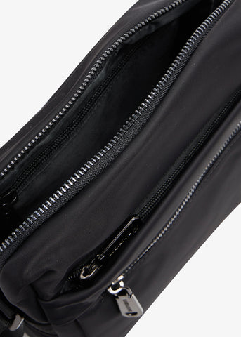 أدريان بلاك