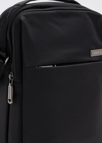 أدريان بلاك