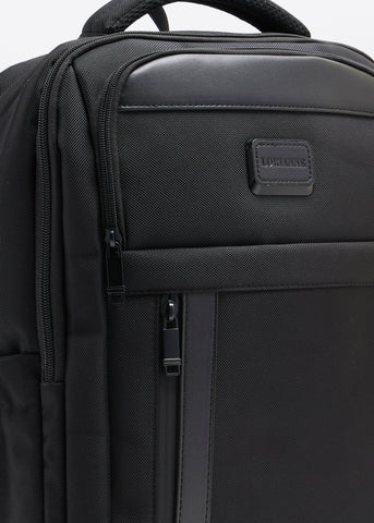 أدريان بلاك