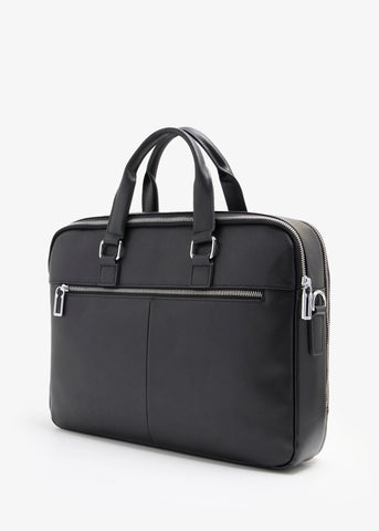 أدريان بلاك