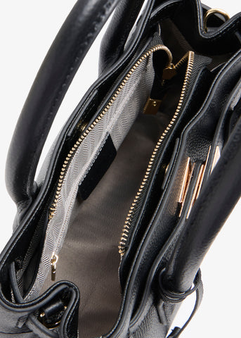 أدريان بلاك