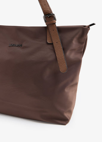 أدريان بلاك