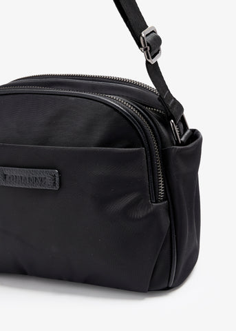 أدريان بلاك