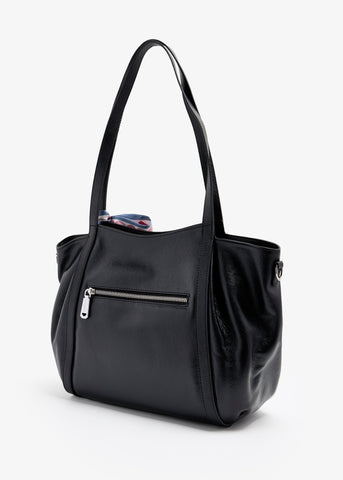 أدريان بلاك