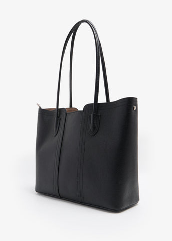 أدريان بلاك