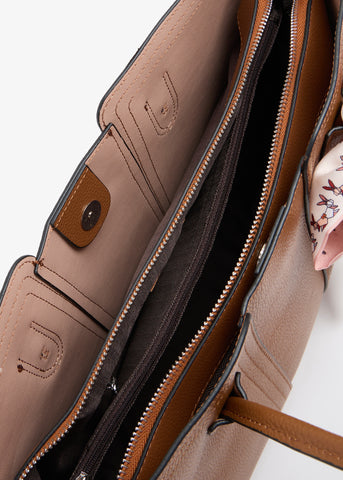 Doraci - Large Shoulder Bag