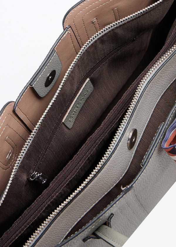 Doraci - Large Shoulder Bag