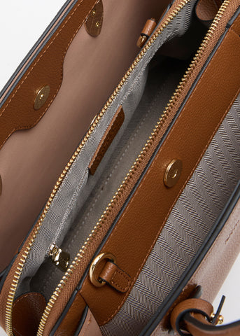 أدريان بلاك