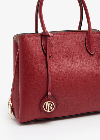 أدريان بلاك