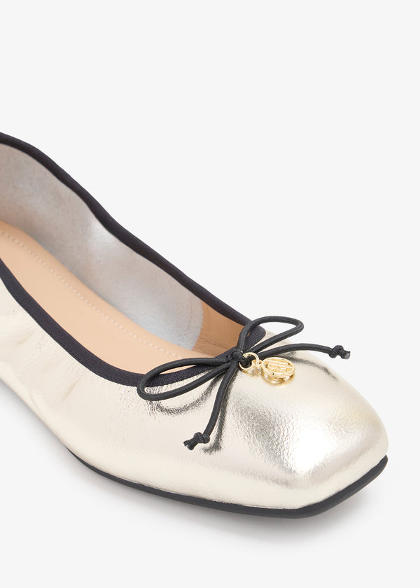 Amara-Re - Ballerinas Attached With Metal Logo