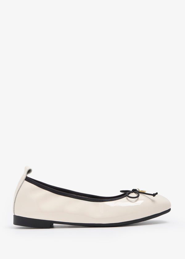 Amara-Re - Ballerinas Attached With Metal Logo