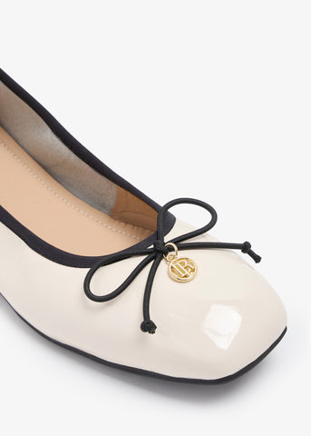 Amara-Re - Ballerinas Attached With Metal Logo