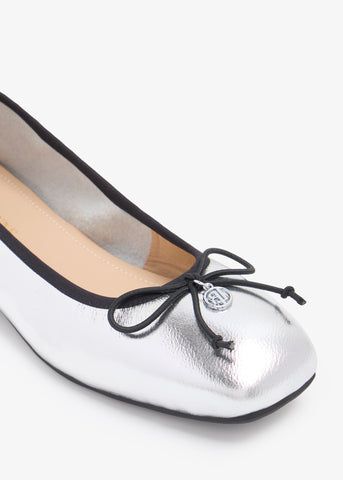 Amara-Re - Ballerinas Attached With Metal Logo