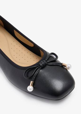 Diantha-Re - Ballerinas Attached With Metal Logo