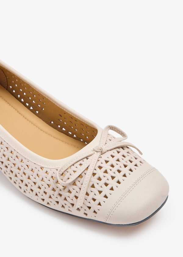 Belmira - Mary Jane Pumps