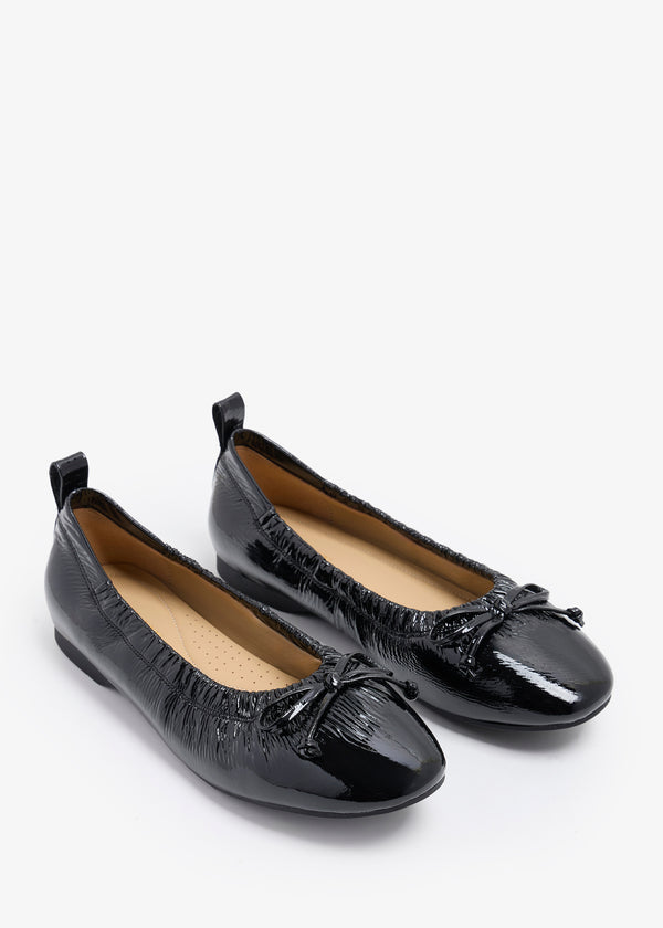 Atiena - Ballerinas