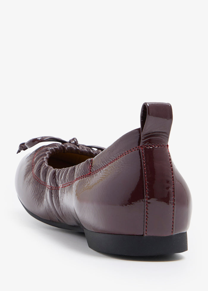 Atiena - Ballerinas