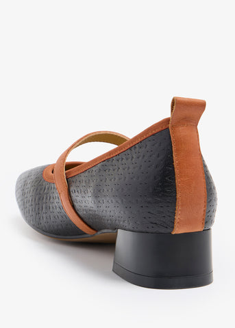 Velvela - Mary Jane Pumps
