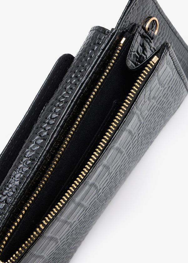Estelle-Black CRO