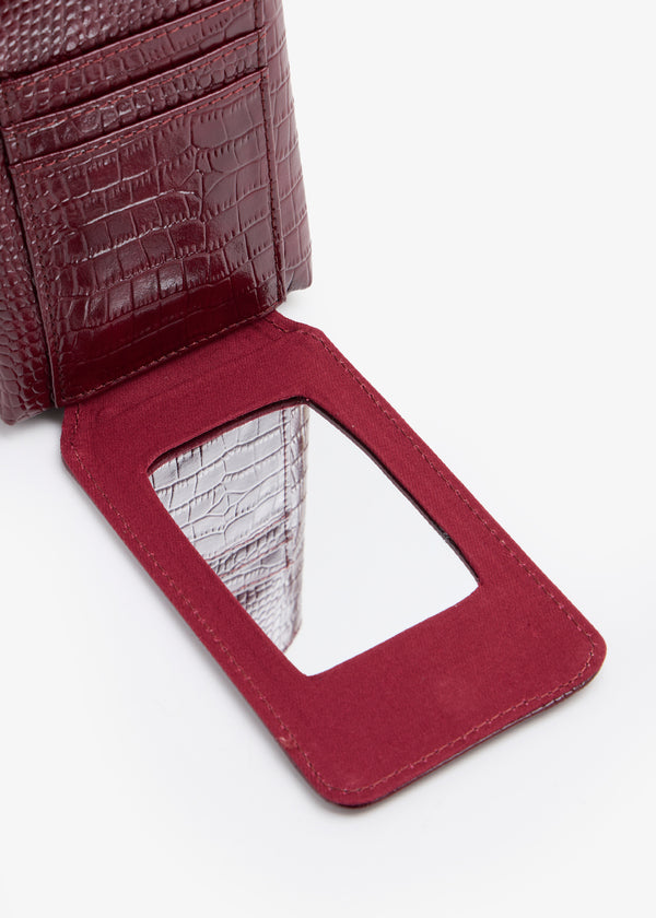 Estelle-Red CRO