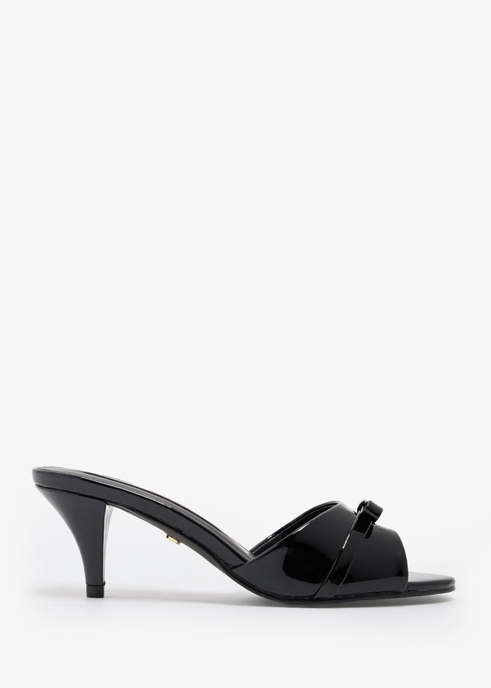 Celine-BLACK
