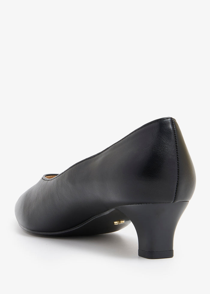 Falcon Re - Black
