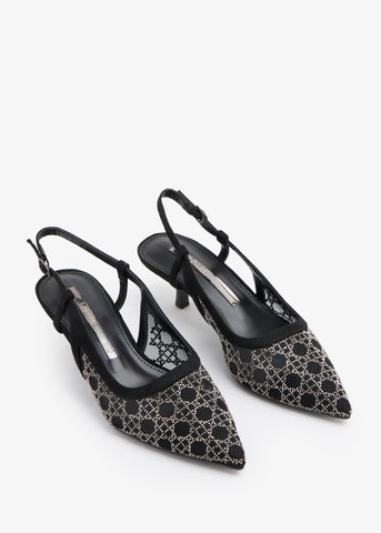 Zaria Re-Black