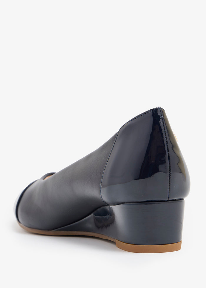 Shanti Re - Navy
