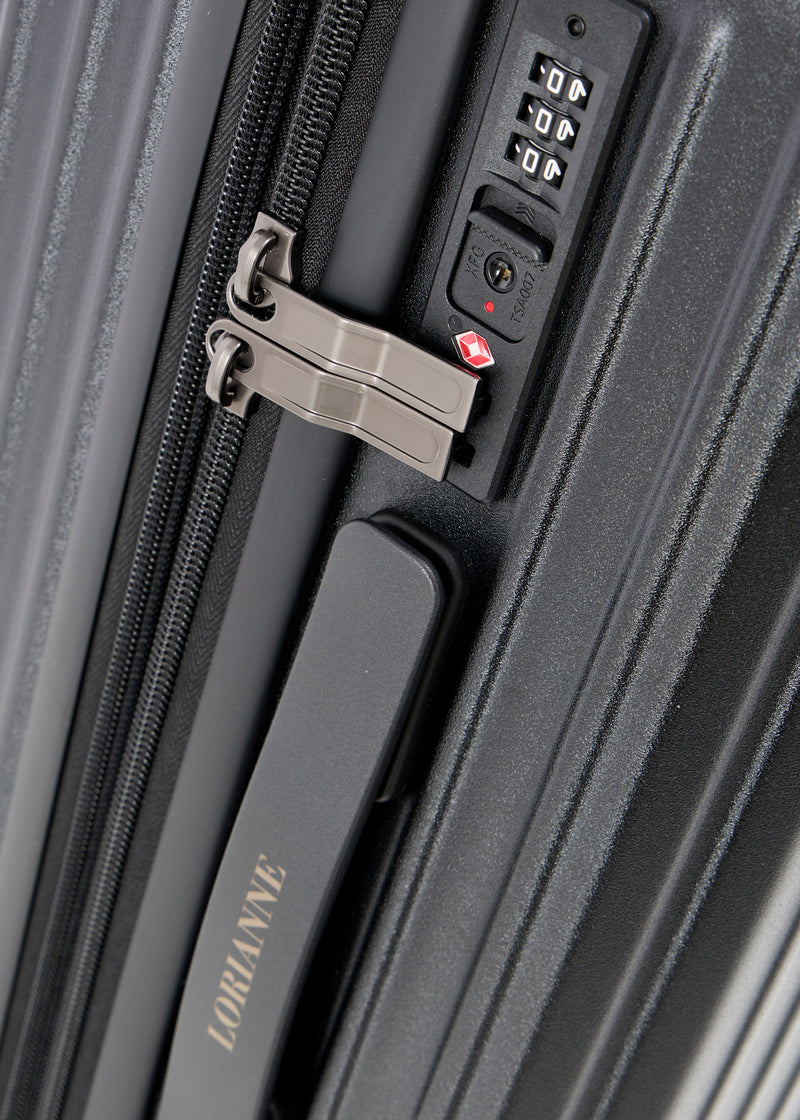 LR Signature - Black