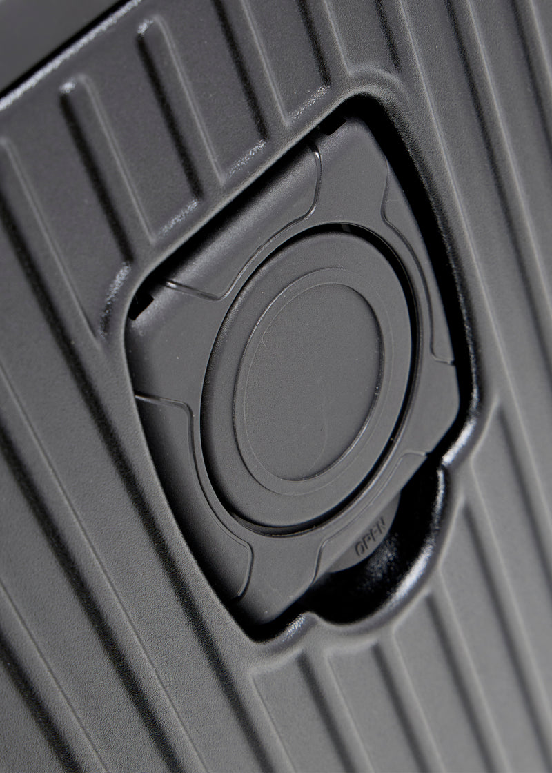 LR Signature - Black